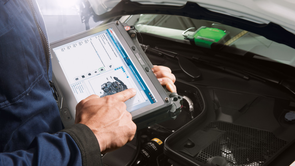 Bosch Esitronic 2.0 Online diagnostic software now with repair and maintenance information right from the manufacturer