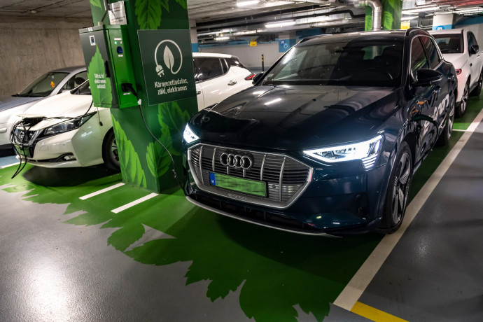 Elektromobilitás Fejlesztő Központ létrehozása a Robert Bosch Kft-nél