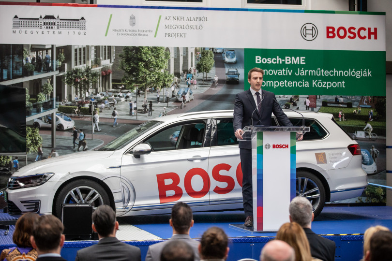 Bosch cooperates with Budapest University of Technology on R&D for electric powertrains