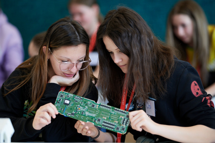 As a woman in the world of innovation - Girls' Day at Bosch