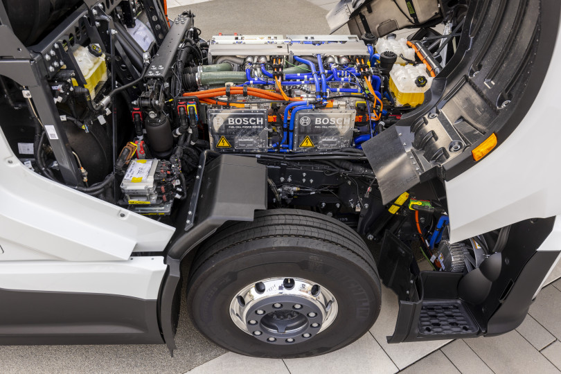 Into the hydrogen age: Bosch starts volume production of its fuel-cell power module