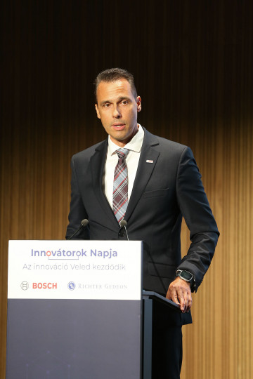 Bosch×Richter közös kutatás: a magyarok egészséget, fenntarthatóságot, biztonságot és kényelmet várnak az innovációtól és a mesterséges intelligenciától