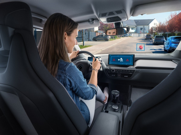 For safer roads: Bosch teams up with Microsoft to explore new frontiers with generative AI