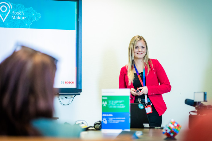 Women behind the steering gears – Girls' Day at Bosch