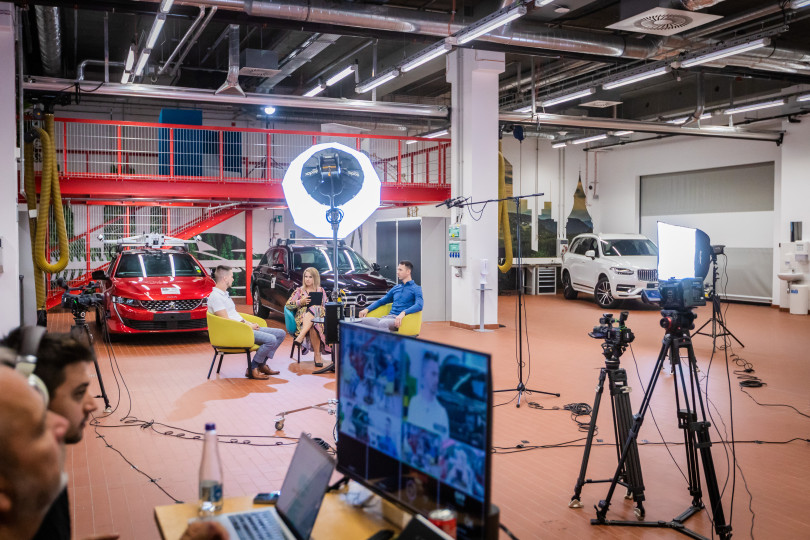 Budapesten tanítják vezetni a jövő autóit a Bosch mérnökei