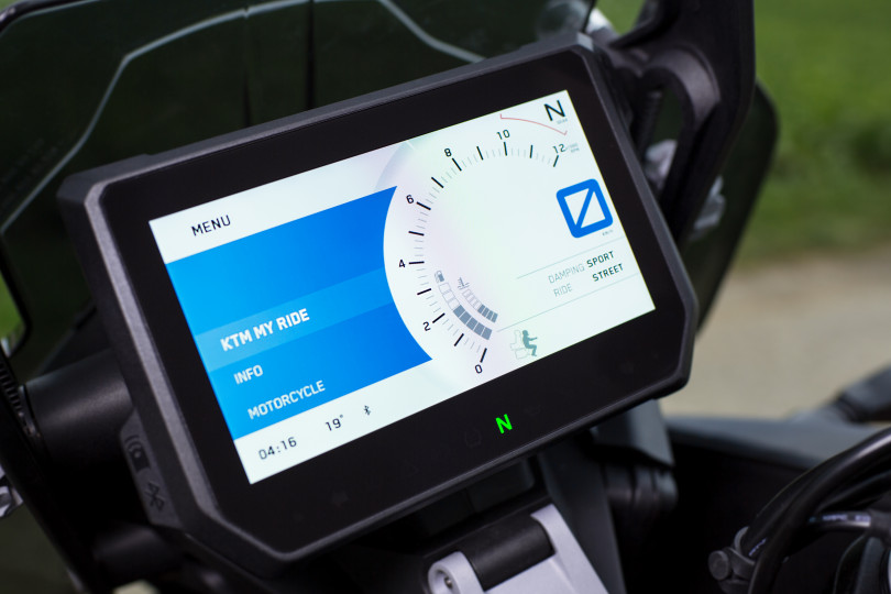 Bosch motorcycle systems honored with three CES 2017 Innovation Awards