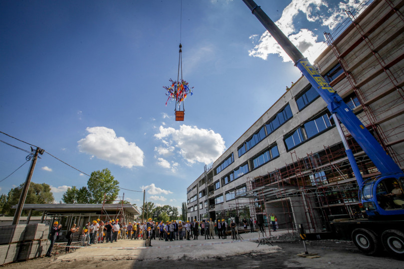 Bokrétaünnepség Budapesten: a magyarországi Bosch csoport az új központ építésének első mérföldkövét ünnepli