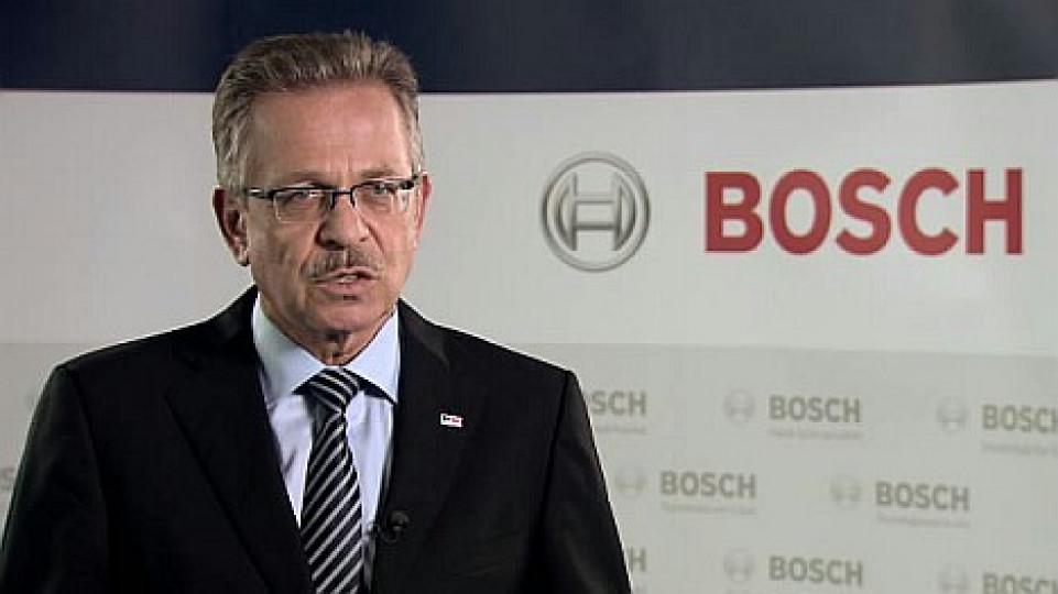 Éves sajtótájékoztató 2012. Bosch: a további növekedés alapja az erős alaptevékenység  Kifizetődő a hosszú távú vállalati stratégia