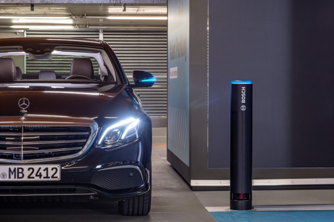 World first: Bosch and Daimler obtain approval for driverless parking without human supervision