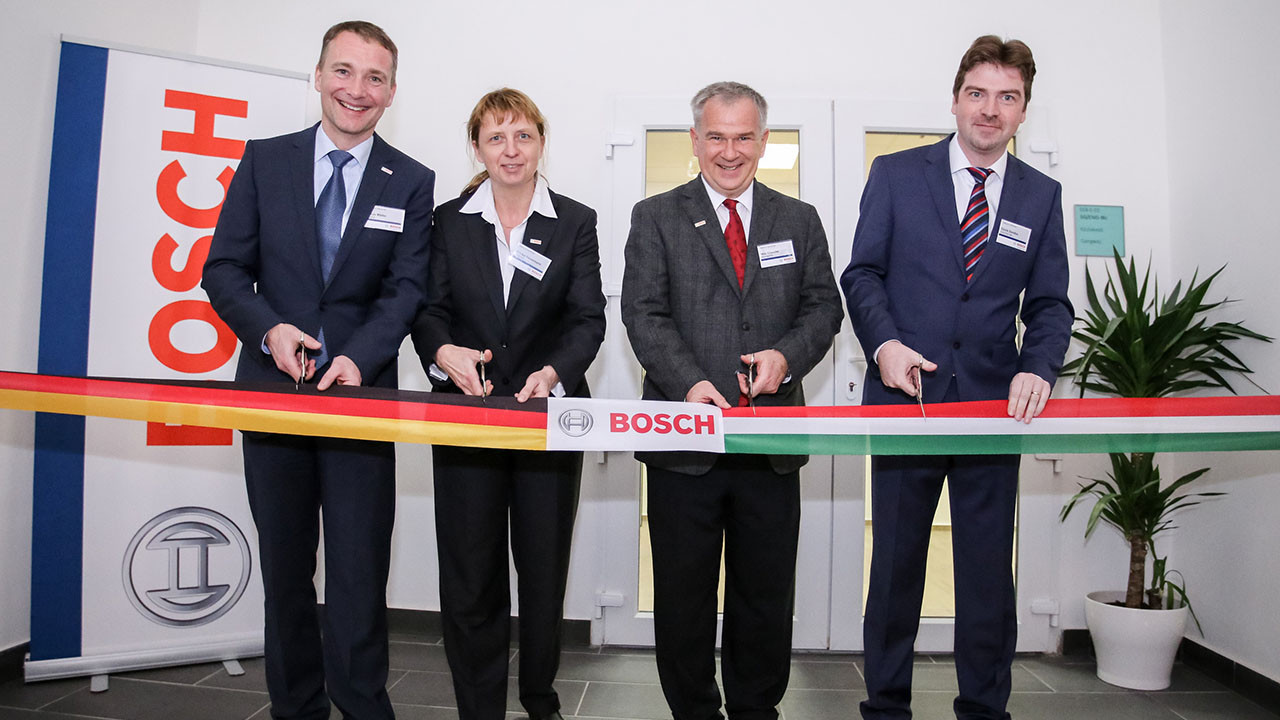 Miskolcon nyitott fejlesztési központot a Bosch