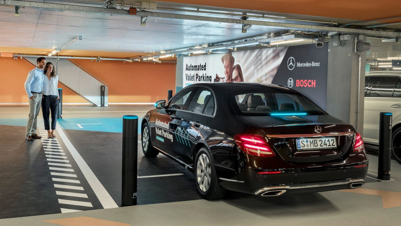 World first: Bosch and Daimler obtain approval for driverless parking without human supervision