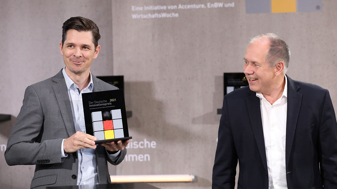 The German Innovation Award goes to Bosch Rexroth: ctrlX AUTOMATION as the brain of the modern factory