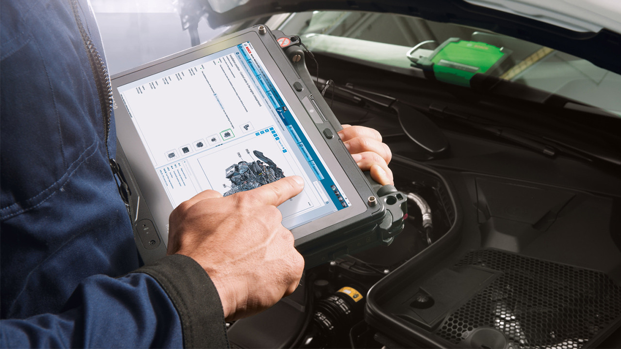 Bosch Esitronic 2.0 Online diagnostic software now with repair and maintenance information right from the manufacturer