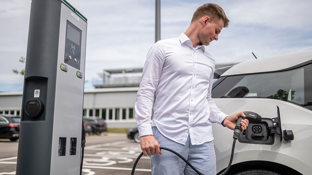 IAA Mobility: climate-friendly solutions for all kinds of mobility – Bosch is generating sales of more than one billion euros with electromobility