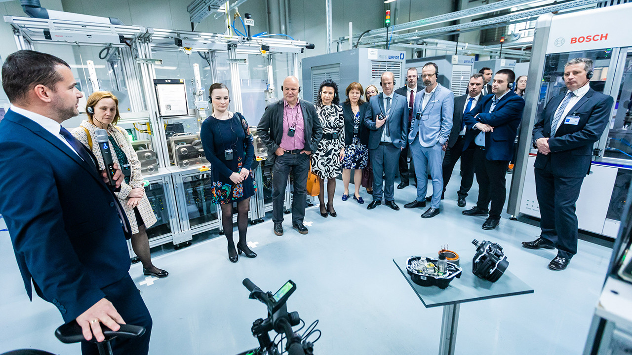 The University of Miskolc and Bosch's automotive factory cooperate on training and research